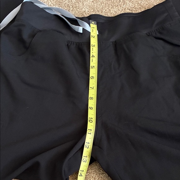 FIGS Charcoal Technical Collection Pants - Picture 5 of 7